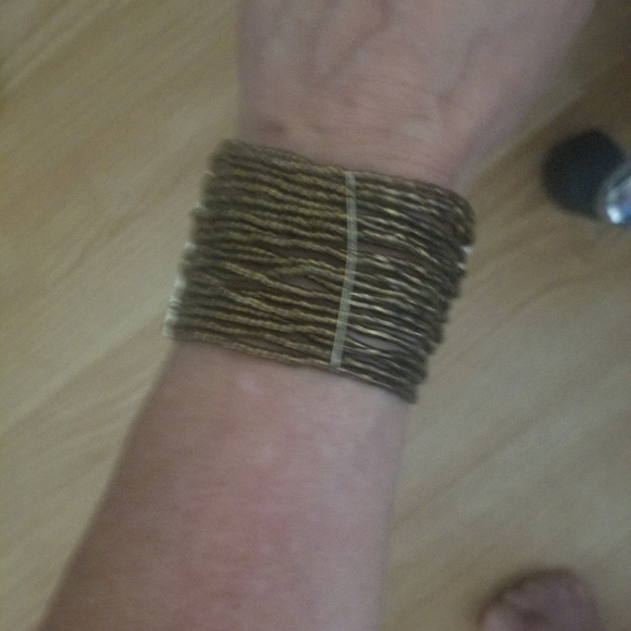 Cool cuffs - Picture 4 of 4